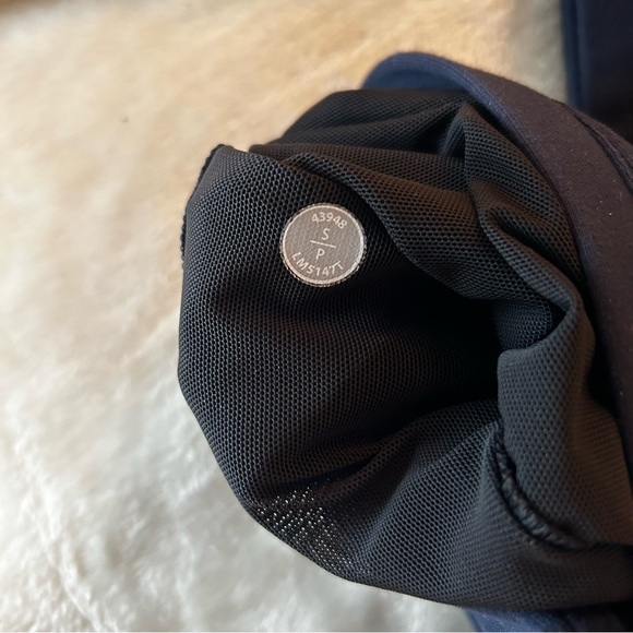 Lululemon Kung Fu Pants - Picture 9 of 10